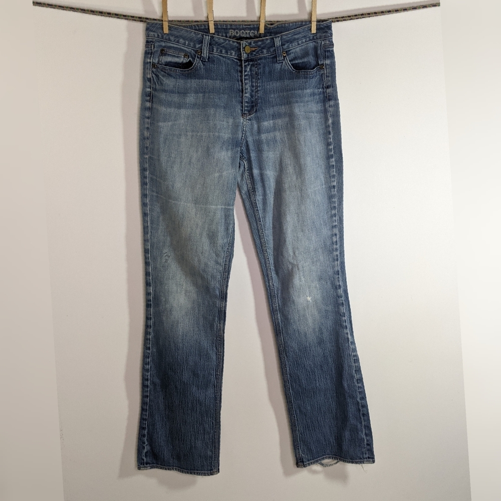 10 Tall Curvy and Low Distressed Jeans Destroyed